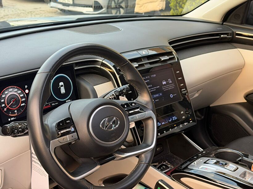 2022 Dizel Otomatik Hyundai Tucson Füme Yükseliş Nakil Araçları Turizm Ticaret ve Sanayi Anonim Şirketi