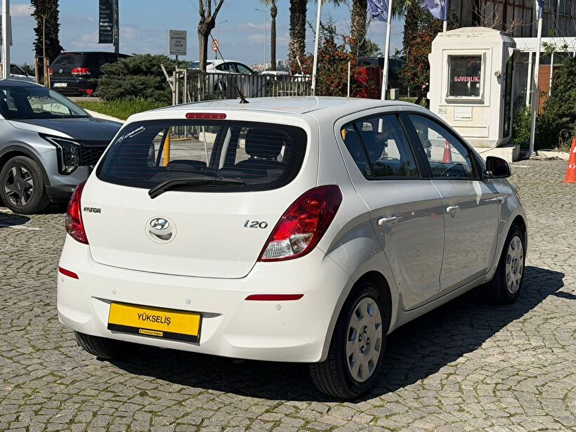 2014 Benzin Manuel Hyundai i20 Beyaz Yükseliş Nakil Araçları Turizm Ticaret ve Sanayi Anonim Şirketi