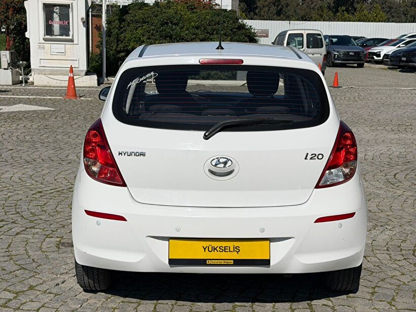 2014 Benzin Manuel Hyundai i20 Beyaz Yükseliş Nakil Araçları Turizm Ticaret ve Sanayi Anonim Şirketi