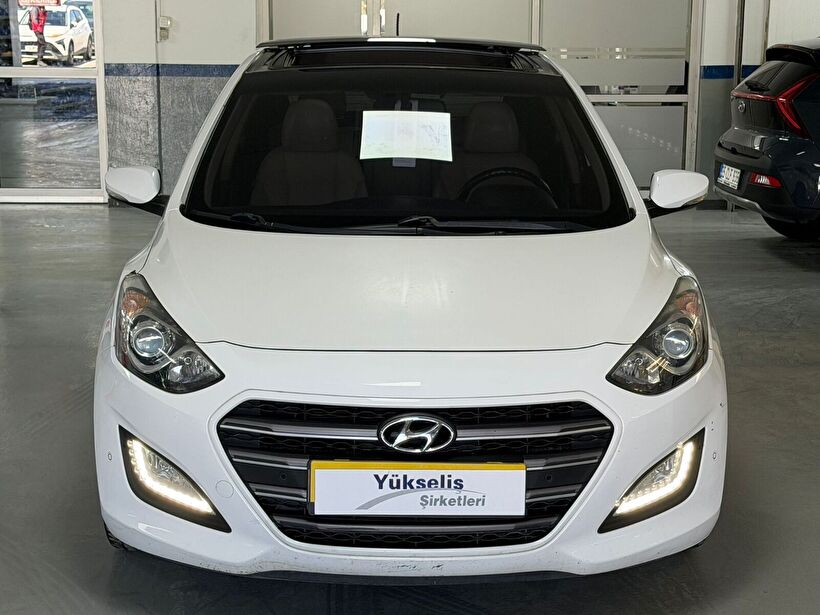 2016 Benzin Manuel Hyundai i30 Beyaz Yükseliş Nakil Araçları Turizm Ticaret ve Sanayi Anonim Şirketi