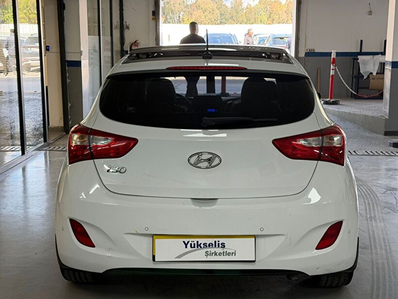 2016 Benzin Manuel Hyundai i30 Beyaz Yükseliş Nakil Araçları Turizm Ticaret ve Sanayi Anonim Şirketi