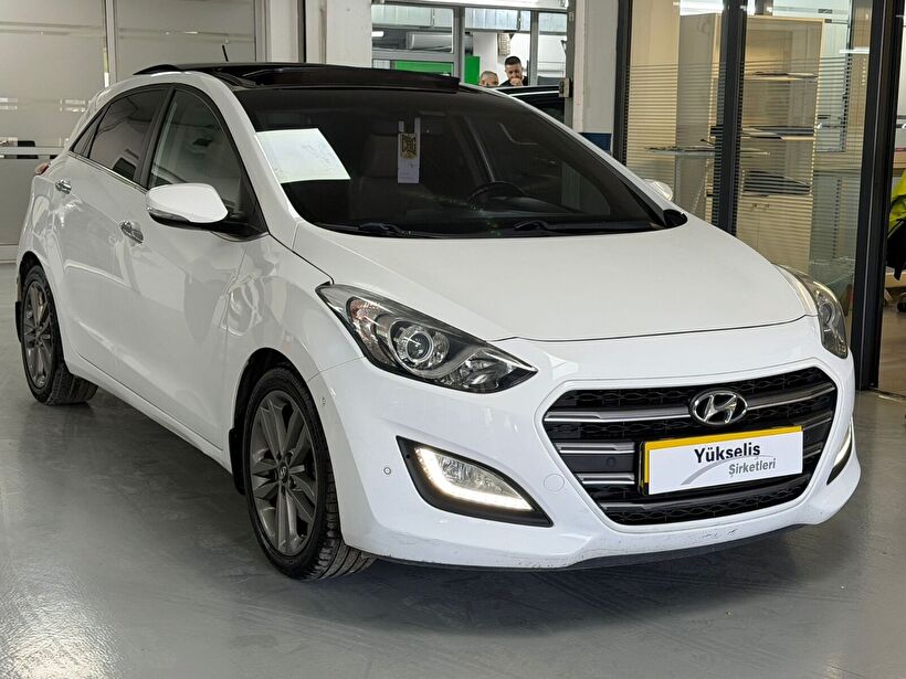 2016 Benzin Manuel Hyundai i30 Beyaz Yükseliş Nakil Araçları Turizm Ticaret ve Sanayi Anonim Şirketi