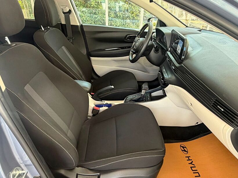 2025 Benzin Otomatik Hyundai i20 Mavi Yükseliş Nakil Araçları Turizm Ticaret ve Sanayi Anonim Şirketi