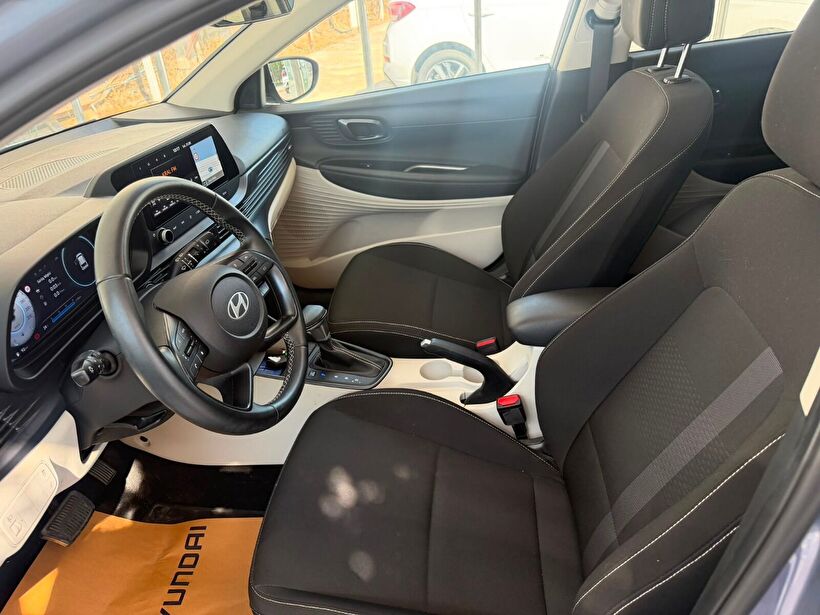 2025 Benzin Otomatik Hyundai i20 Mavi Yükseliş Nakil Araçları Turizm Ticaret ve Sanayi Anonim Şirketi