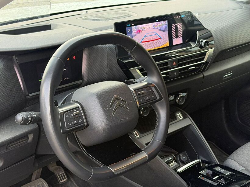 2023 Benzin Otomatik Citroen C4 X Beyaz Yükseliş Nakil Araçları Turizm Ticaret ve Sanayi Anonim Şirketi