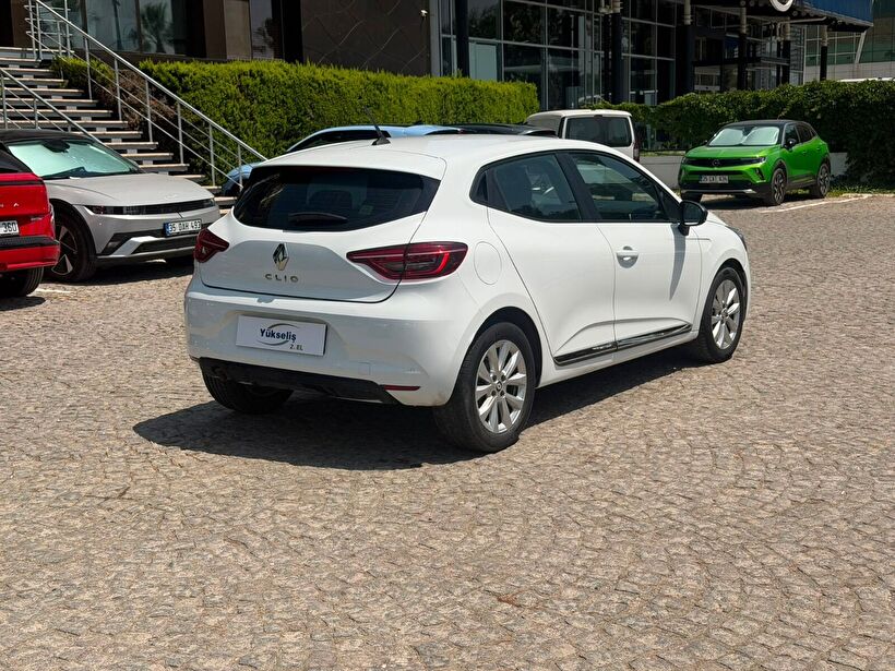 2023 Benzin Otomatik Renault Clio Beyaz Yükseliş Nakil Araçları Turizm Ticaret ve Sanayi Anonim Şirketi