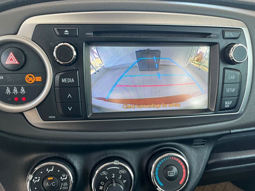 2013 Benzin Otomatik Toyota Yaris Kırmızı Yükseliş Nakil Araçları Turizm Ticaret ve Sanayi Anonim Şirketi