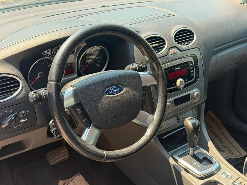 2011 Benzin Otomatik Ford Focus Gri Yükseliş Nakil Araçları Turizm Ticaret ve Sanayi Anonim Şirketi