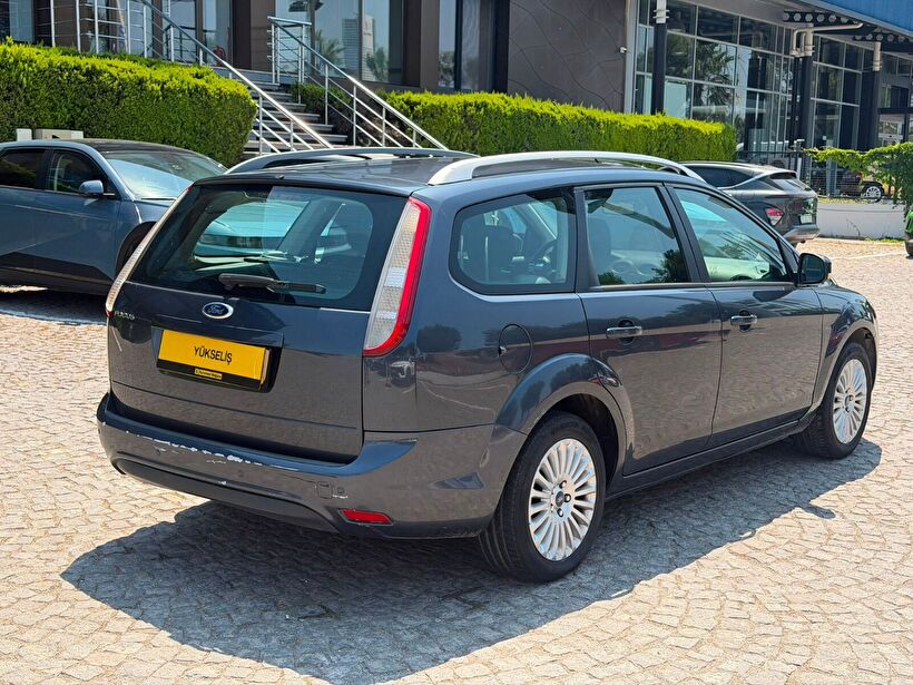 2011 Benzin Otomatik Ford Focus Gri Yükseliş Nakil Araçları Turizm Ticaret ve Sanayi Anonim Şirketi
