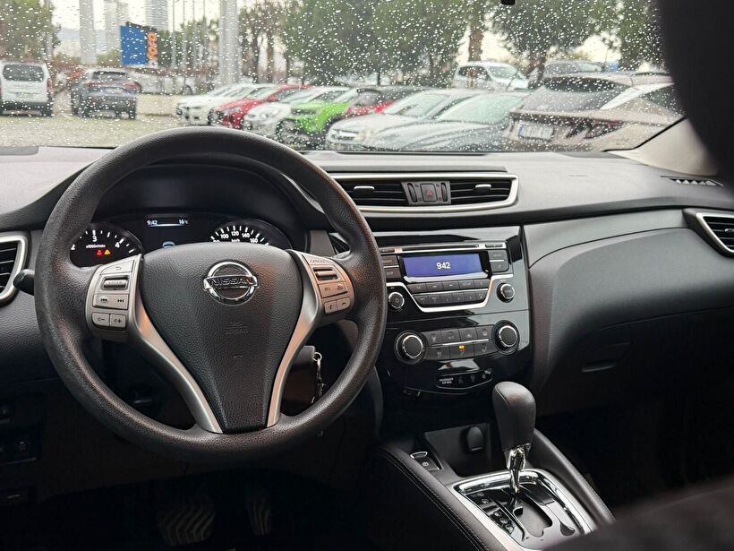 2015 Dizel Otomatik Nissan Qashqai Beyaz Yükseliş Nakil Araçları Turizm Ticaret ve Sanayi Anonim Şirketi