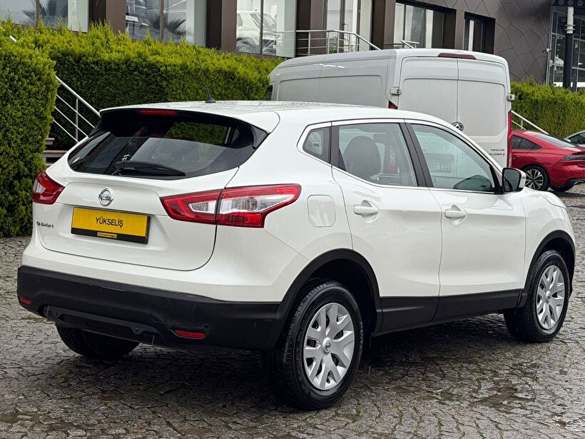 2015 Dizel Otomatik Nissan Qashqai Beyaz Yükseliş Nakil Araçları Turizm Ticaret ve Sanayi Anonim Şirketi