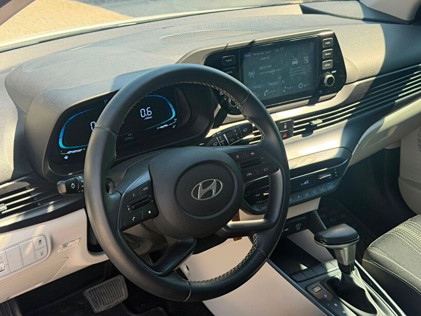 2023 Benzin Otomatik Hyundai i20 Beyaz Yükseliş Nakil Araçları Turizm Ticaret ve Sanayi Anonim Şirketi