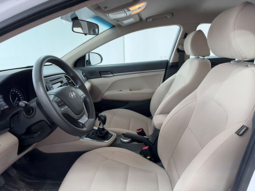 2018 Benzin Manuel Hyundai Elantra Beyaz Yükseliş Nakil Araçları Turizm Ticaret ve Sanayi Anonim Şirketi