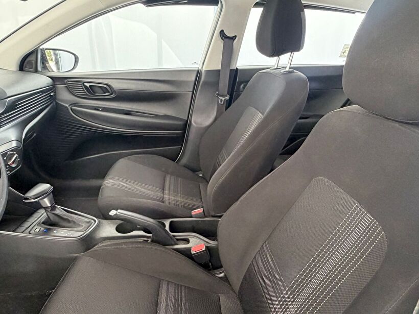 2023 Benzin Otomatik Hyundai i20 Beyaz Yükseliş Nakil Araçları Turizm Ticaret ve Sanayi Anonim Şirketi