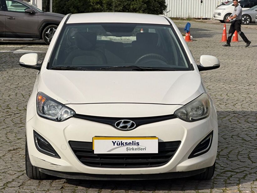 2013 Benzin Manuel Hyundai i20 Beyaz Yükseliş Nakil Araçları Turizm Ticaret ve Sanayi Anonim Şirketi