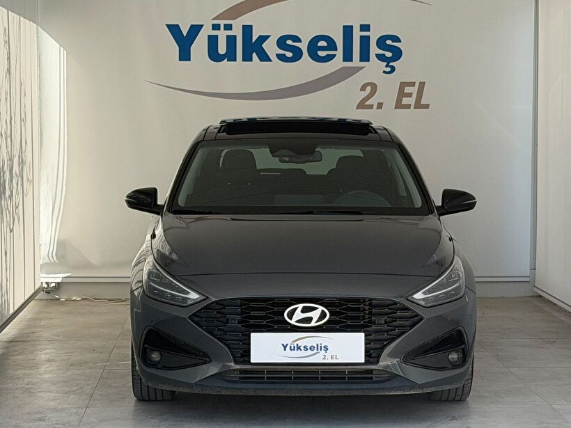 2025 MHEV Otomatik Hyundai i30 Gri Yükseliş Nakil Araçları Turizm Ticaret ve Sanayi Anonim Şirketi