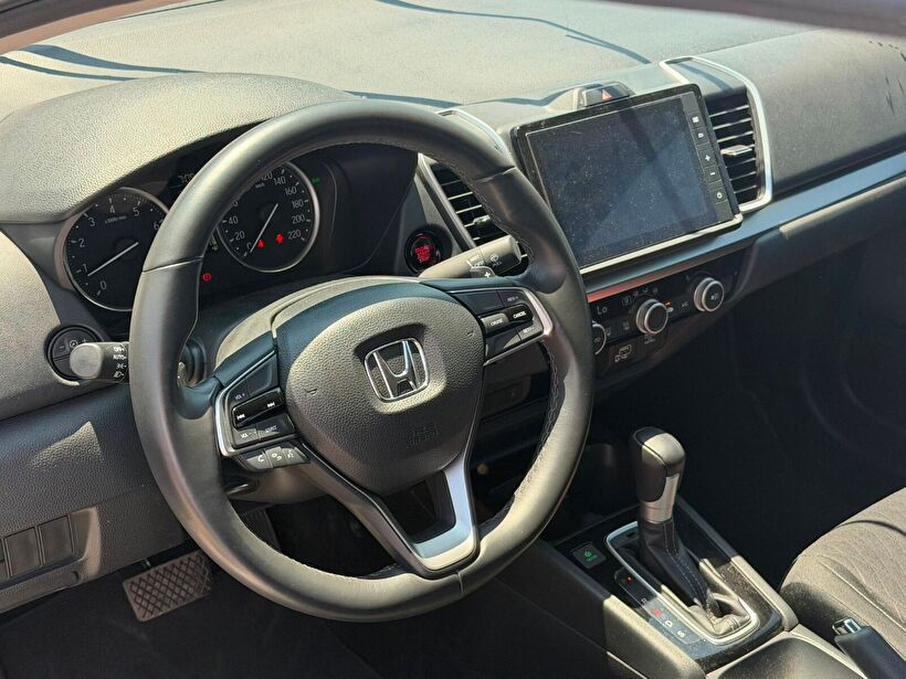 2021 Benzin Otomatik Honda City Beyaz Yükseliş Nakil Araçları Turizm Ticaret ve Sanayi Anonim Şirketi