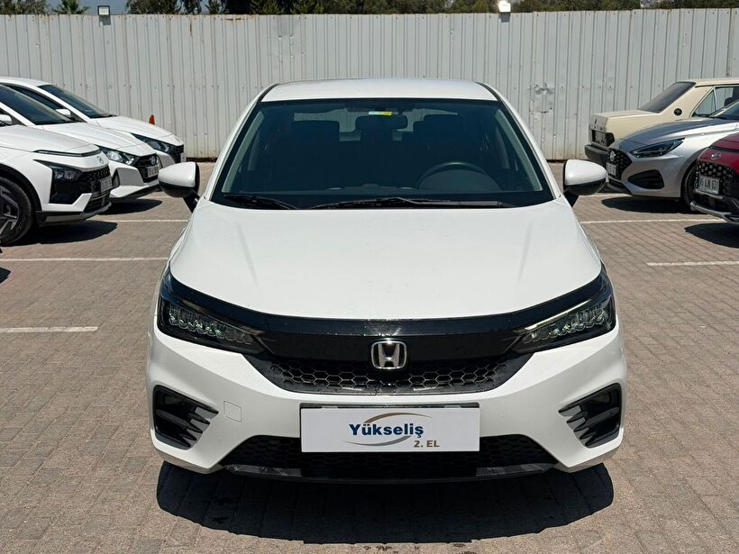 2021 Benzin Otomatik Honda City Beyaz Yükseliş Nakil Araçları Turizm Ticaret ve Sanayi Anonim Şirketi
