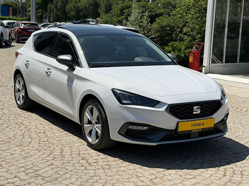 2025 Benzin Otomatik Seat Leon Beyaz Yükseliş Nakil Araçları Turizm Ticaret ve Sanayi Anonim Şirketi
