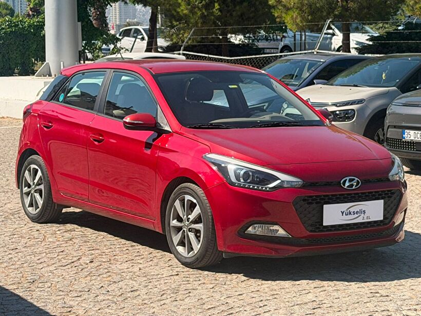 2017 Benzin Otomatik Hyundai i20 Kırmızı Yükseliş Nakil Araçları Turizm Ticaret ve Sanayi Anonim Şirketi