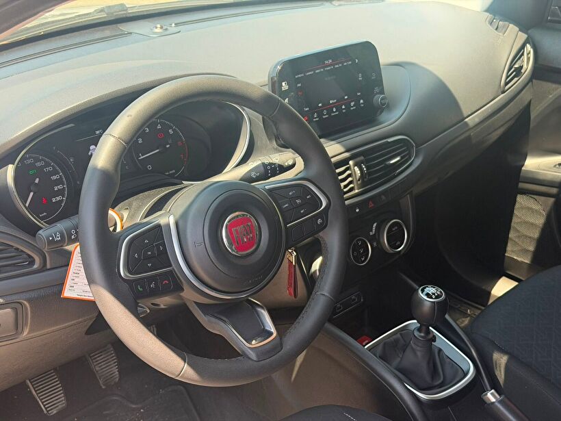 2025 Benzin Manuel Fiat Egea Cross Füme Yükseliş Nakil Araçları Turizm Ticaret ve Sanayi Anonim Şirketi