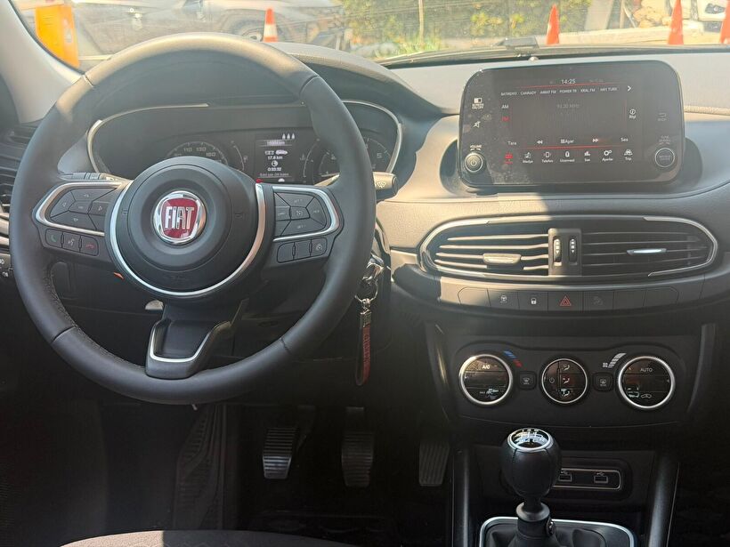 2025 Benzin Manuel Fiat Egea Cross Füme Yükseliş Nakil Araçları Turizm Ticaret ve Sanayi Anonim Şirketi
