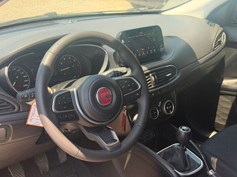 2025 Benzin Manuel Fiat Egea Cross Füme Yükseliş Nakil Araçları Turizm Ticaret ve Sanayi Anonim Şirketi