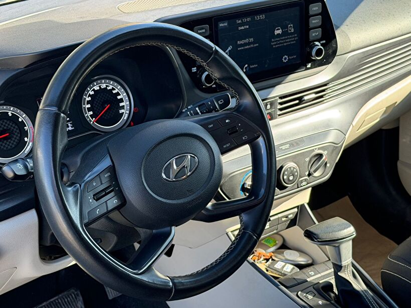 2023 Benzin Otomatik Hyundai i20 Beyaz Yükseliş Nakil Araçları Turizm Ticaret ve Sanayi Anonim Şirketi