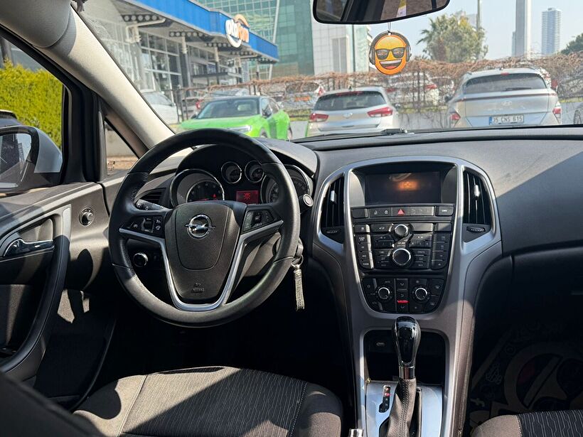 2020 Benzin Otomatik Opel Astra Beyaz Yükseliş Nakil Araçları Turizm Ticaret ve Sanayi Anonim Şirketi
