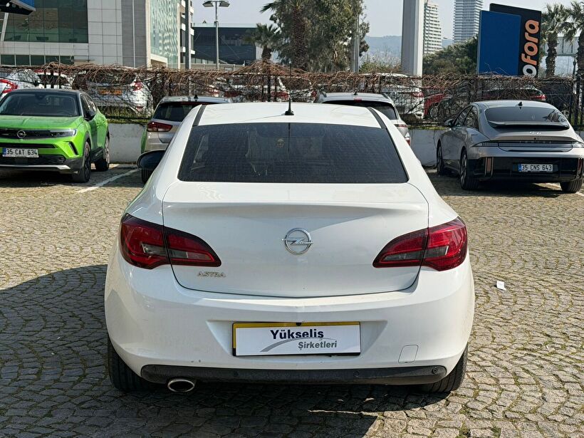 2020 Benzin Otomatik Opel Astra Beyaz Yükseliş Nakil Araçları Turizm Ticaret ve Sanayi Anonim Şirketi