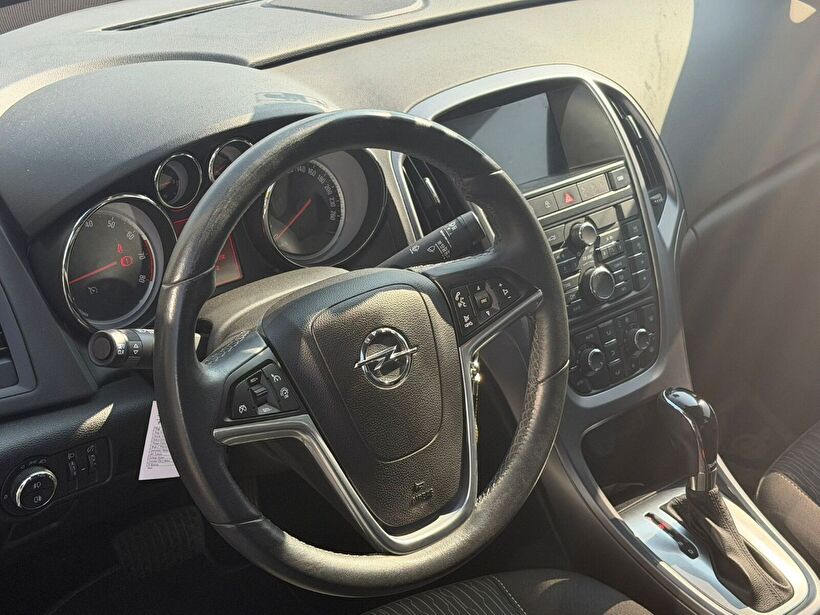 2020 Benzin Otomatik Opel Astra Beyaz Yükseliş Nakil Araçları Turizm Ticaret ve Sanayi Anonim Şirketi