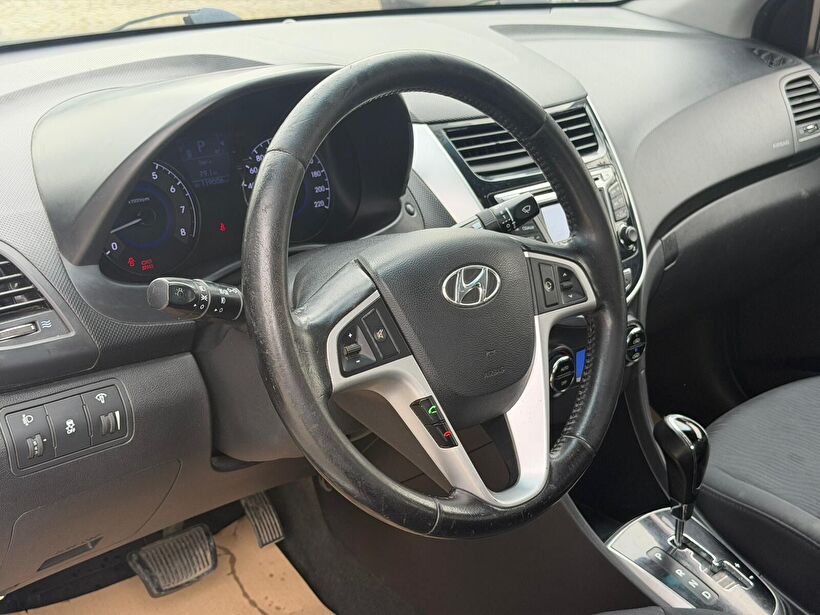 2012 Benzin + LPG Otomatik Hyundai Accent Blue Gri Yükseliş Nakil Araçları Turizm Ticaret ve Sanayi Anonim Şirketi
