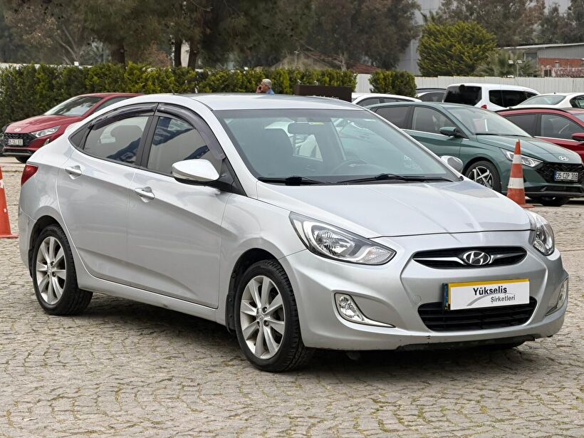 2012 Benzin + LPG Otomatik Hyundai Accent Blue Gri Yükseliş Nakil Araçları Turizm Ticaret ve Sanayi Anonim Şirketi
