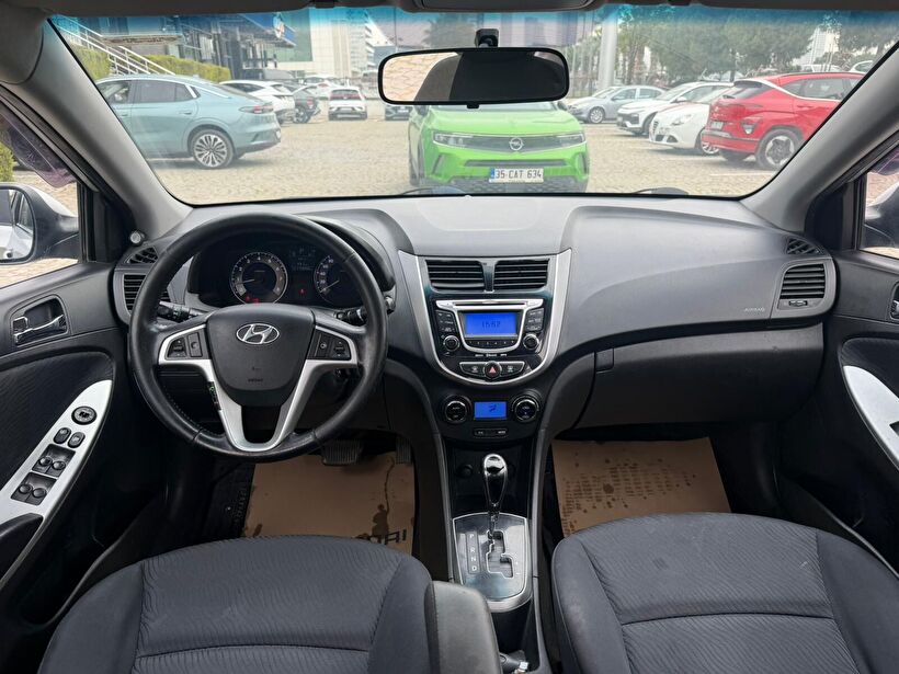 2012 Benzin + LPG Otomatik Hyundai Accent Blue Gri Yükseliş Nakil Araçları Turizm Ticaret ve Sanayi Anonim Şirketi
