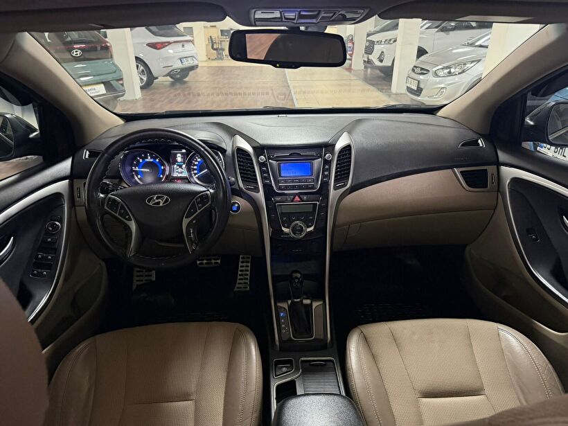 2012 Dizel Otomatik Hyundai i30 Siyah Yükseliş Nakil Araçları Turizm Ticaret ve Sanayi Anonim Şirketi