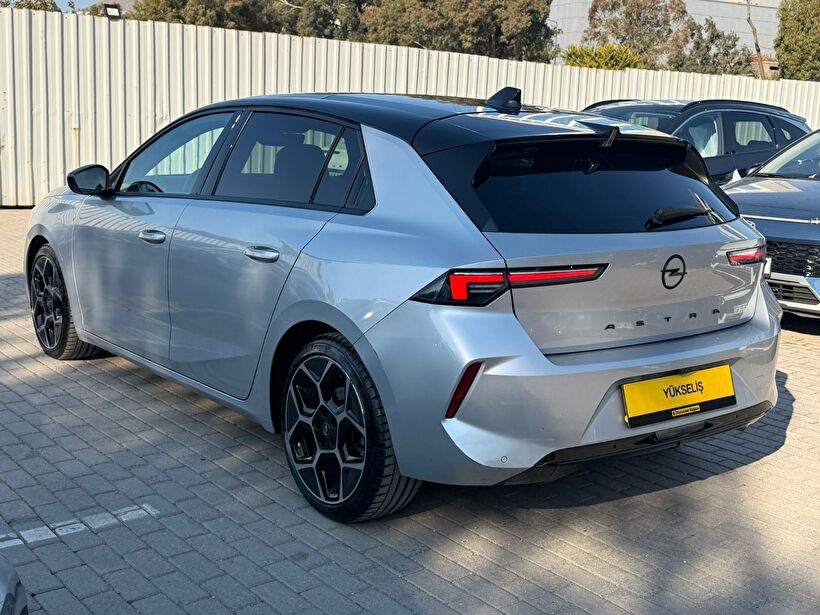 2023 Benzin Otomatik Opel Astra Gri Yükseliş Nakil Araçları Turizm Ticaret ve Sanayi Anonim Şirketi