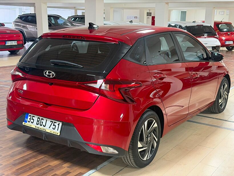 2022 Benzin Otomatik Hyundai i20 Kırmızı Yükseliş Nakil Araçları Turizm Ticaret ve Sanayi Anonim Şirketi