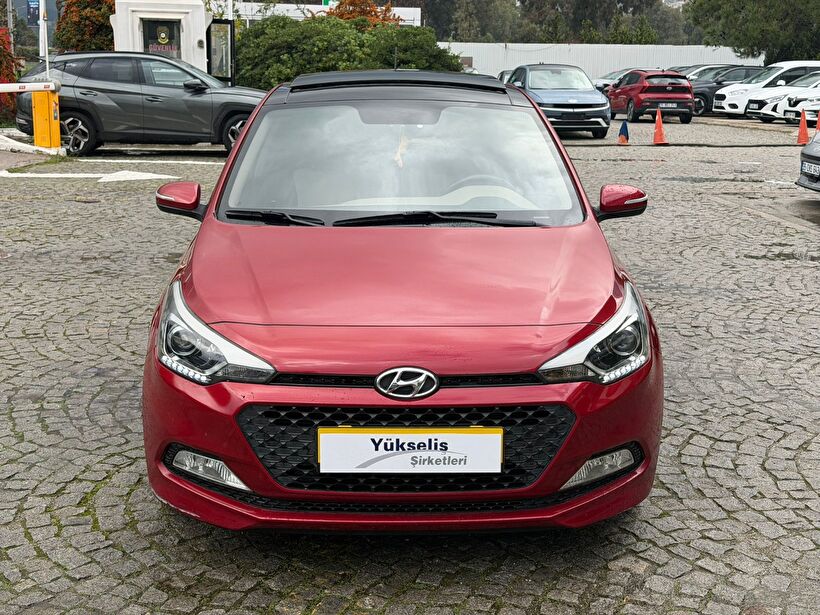 2018 Benzin + LPG Otomatik Hyundai i20 Kırmızı Yükseliş Nakil Araçları Turizm Ticaret ve Sanayi Anonim Şirketi