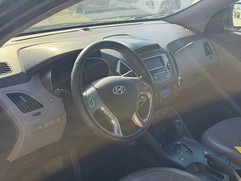 2011 Dizel Otomatik Hyundai ix35 Siyah Yükseliş Nakil Araçları Turizm Ticaret ve Sanayi Anonim Şirketi