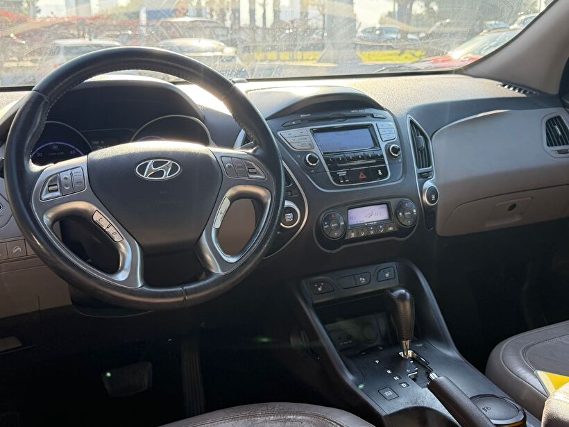 2011 Dizel Otomatik Hyundai ix35 Siyah Yükseliş Nakil Araçları Turizm Ticaret ve Sanayi Anonim Şirketi