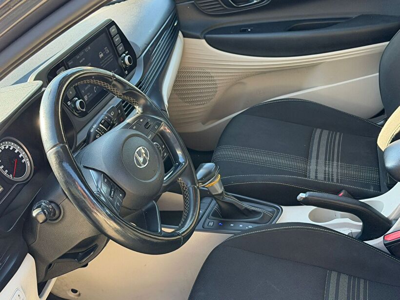 2023 Benzin Otomatik Hyundai i20 Gri Yükseliş Nakil Araçları Turizm Ticaret ve Sanayi Anonim Şirketi