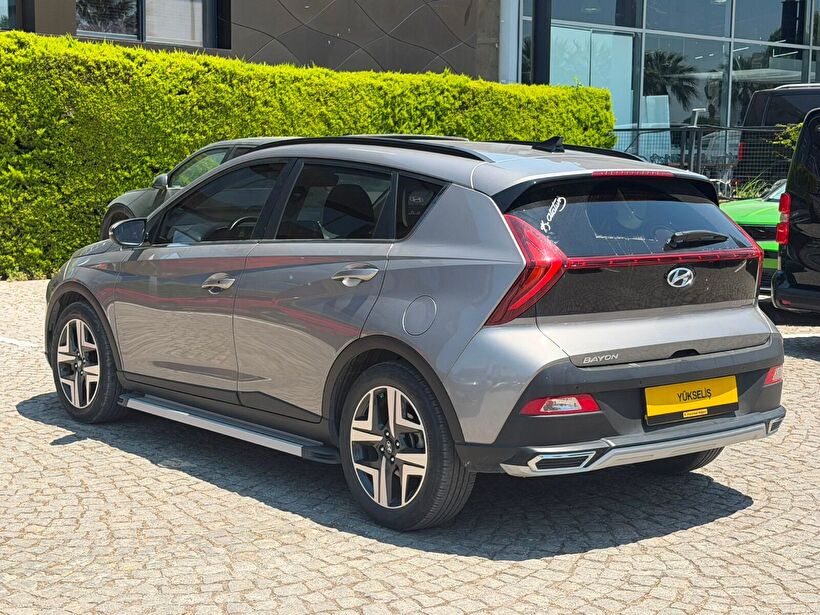 2022 Benzin Otomatik Hyundai Bayon Gri Yükseliş Nakil Araçları Turizm Ticaret ve Sanayi Anonim Şirketi