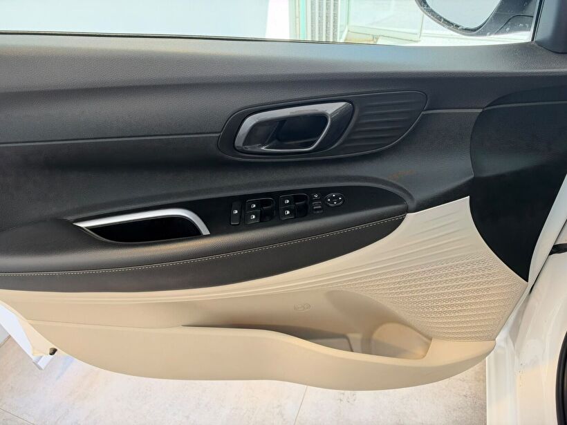 2024 Benzin Otomatik Hyundai i20 Beyaz Yükseliş Nakil Araçları Turizm Ticaret ve Sanayi Anonim Şirketi