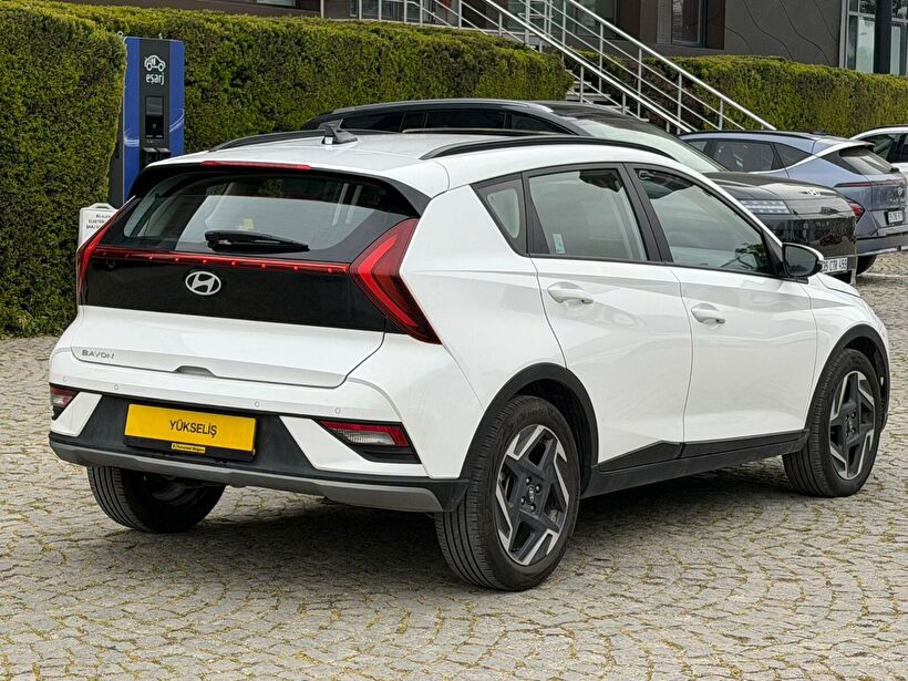 2025 Benzin Otomatik Hyundai Bayon Beyaz Yükseliş Nakil Araçları Turizm Ticaret ve Sanayi Anonim Şirketi