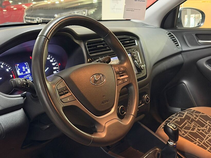 2016 Benzin Manuel Hyundai i20 Beyaz Yükseliş Nakil Araçları Turizm Ticaret ve Sanayi Anonim Şirketi