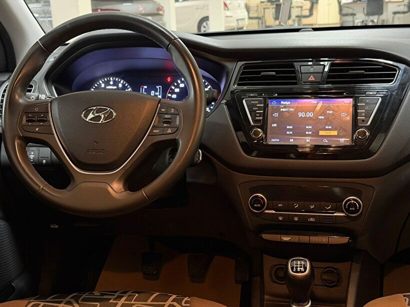 2016 Benzin Manuel Hyundai i20 Beyaz Yükseliş Nakil Araçları Turizm Ticaret ve Sanayi Anonim Şirketi