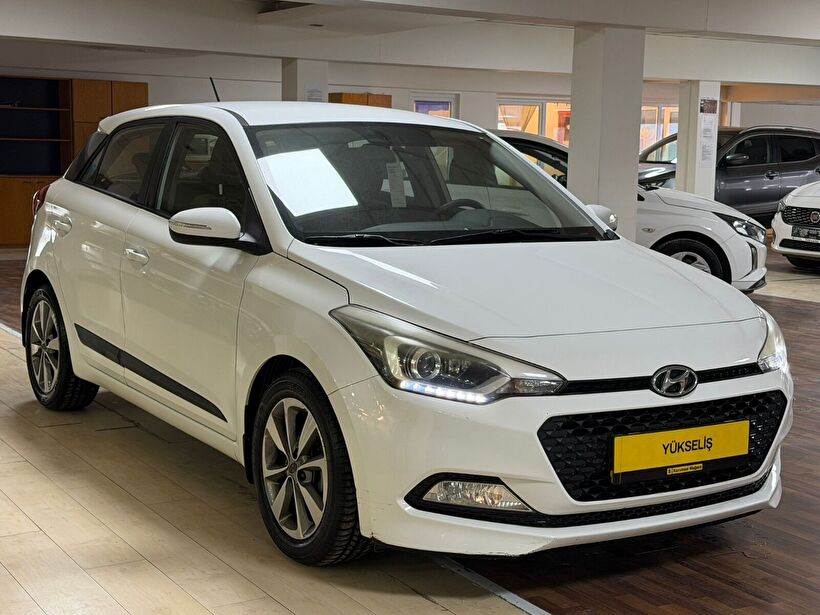 2016 Benzin Manuel Hyundai i20 Beyaz Yükseliş Nakil Araçları Turizm Ticaret ve Sanayi Anonim Şirketi