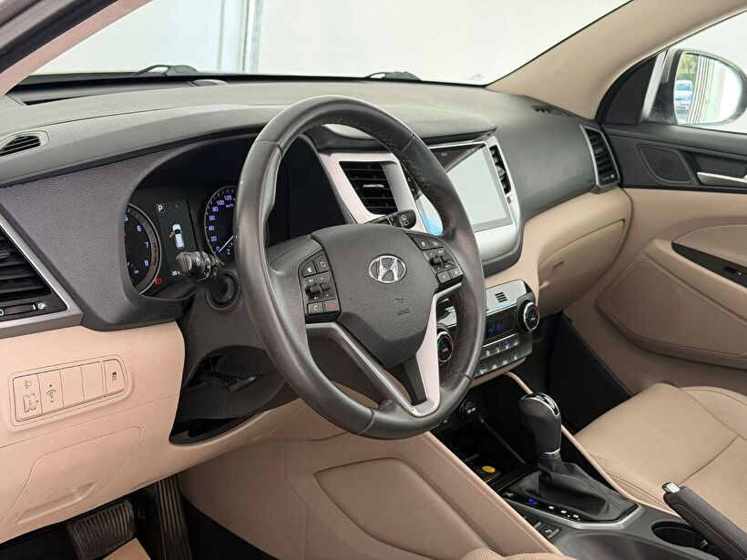 2017 Benzin Otomatik Hyundai Tucson Gri Yükseliş Nakil Araçları Turizm Ticaret ve Sanayi Anonim Şirketi