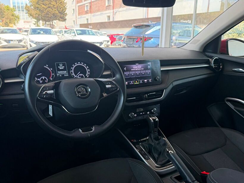 2022 Benzin Otomatik Skoda Fabia Kırmızı Yükseliş Nakil Araçları Turizm Ticaret ve Sanayi Anonim Şirketi