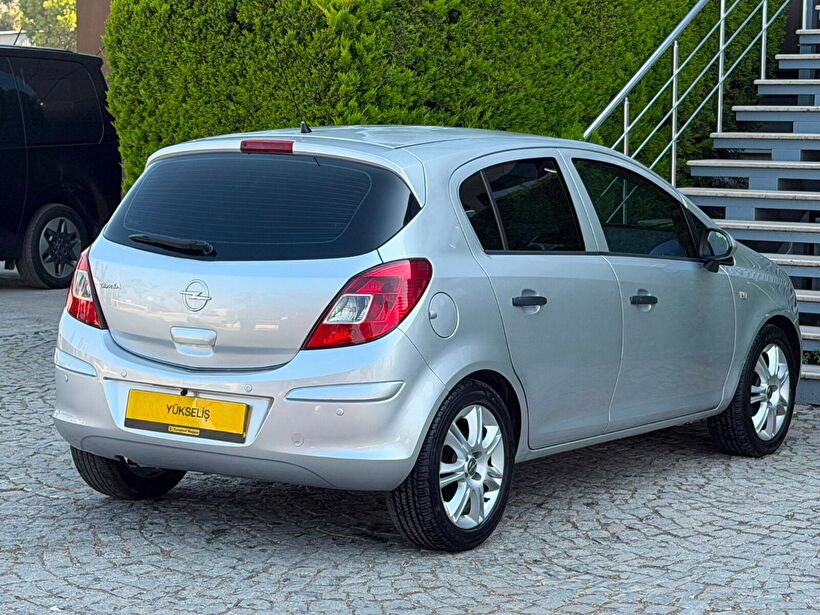 2011 Benzin Otomatik Opel Corsa Gri Yükseliş Nakil Araçları Turizm Ticaret ve Sanayi Anonim Şirketi